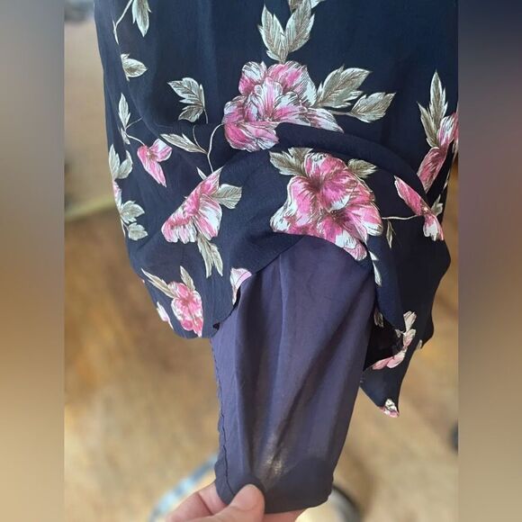 Cupcakes & Cashmere Women’s Size Small Loraine Ruffled Floral Mini Dress In Ink - Picture 9 of 15